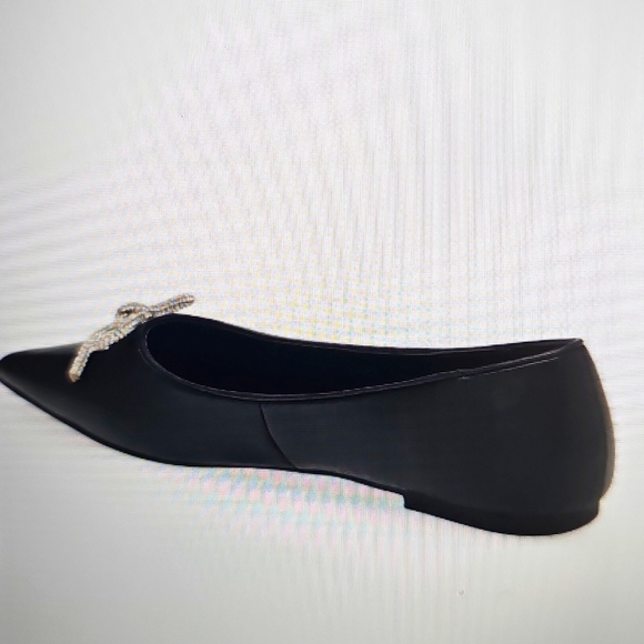 NWT Abound Gorgi Black Flat W Crystal Embellished Bow Size 7 - Picture 2 of 15